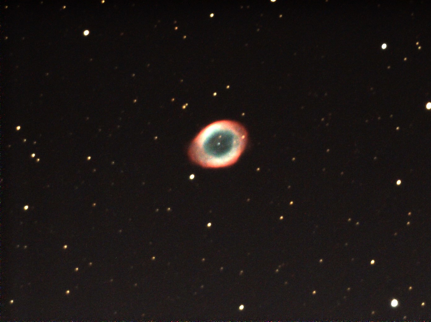 Nebulosa Anular de Lyra con cámara de vídeo astronómica en directo